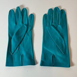 JB GUANTI Genuine Italian Leather Women's Gloves; Turquoise Color; unlined